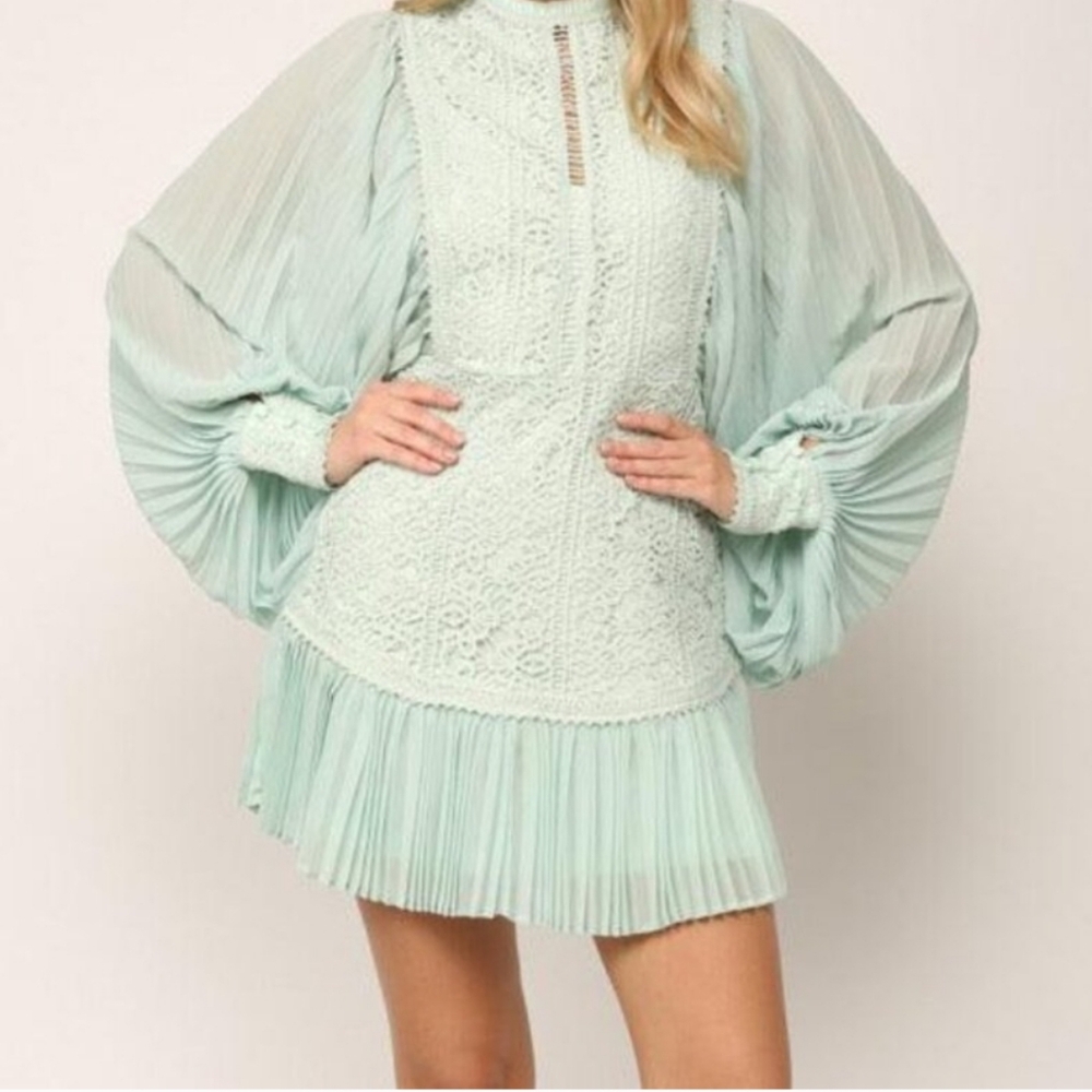 Fate Women's Pleated Ballon Sleeve Mint Green Lace Dress Size M